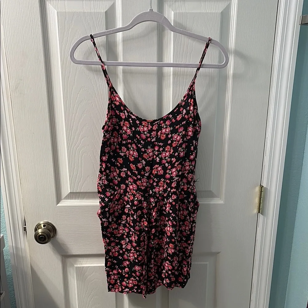 Aeropostale x Bethany Mota Floral Lightweight Romper - Picture 1 of 8